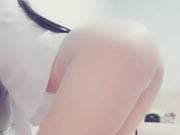 Idealna chińska dziewczyna różowe dildo i krople wosku